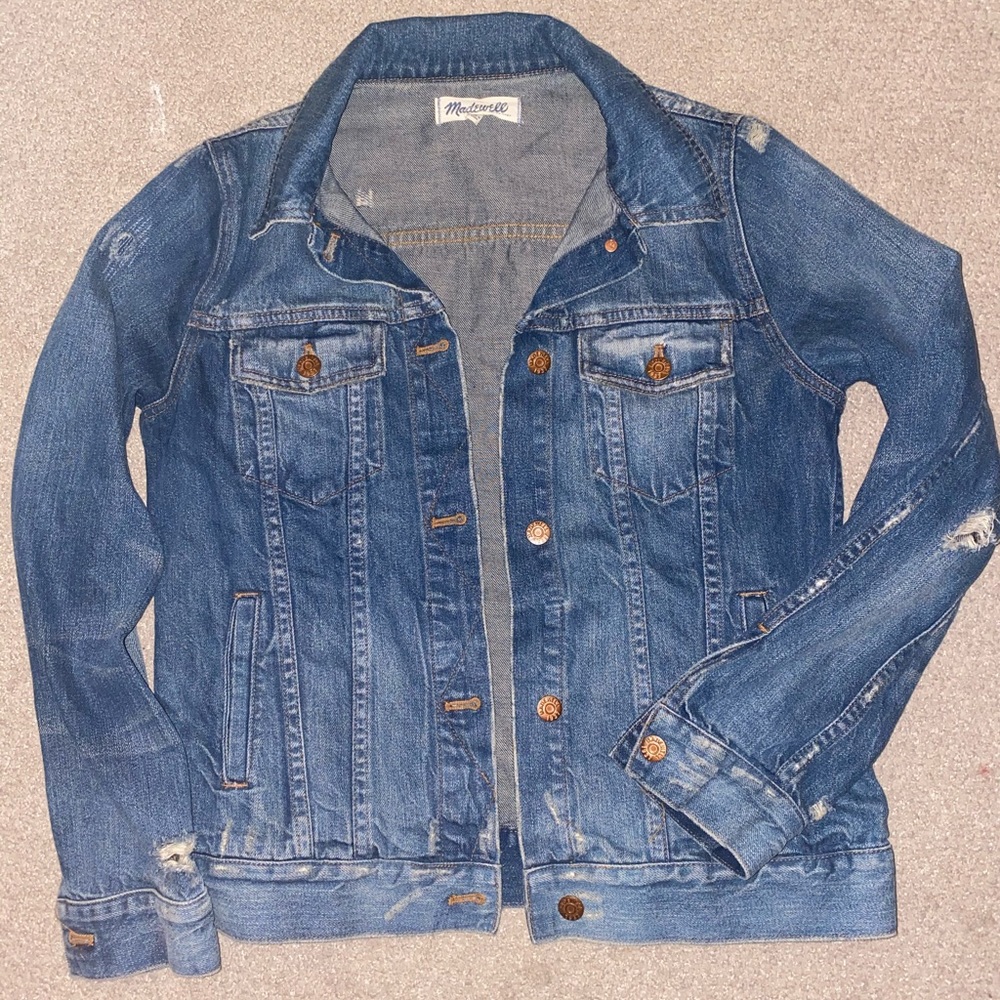 Madewell oversized jean jacket!